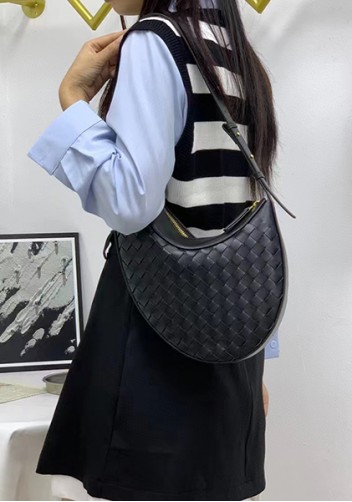 Mia Drop Woven Leather Shoulder Bag Black