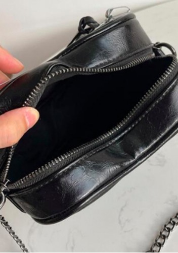 The Route 66 Vegan Leather Heart Shoulder Bag Clips Black