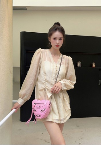 The Route 66 Vegan Leather Heart Shoulder Bag Pink