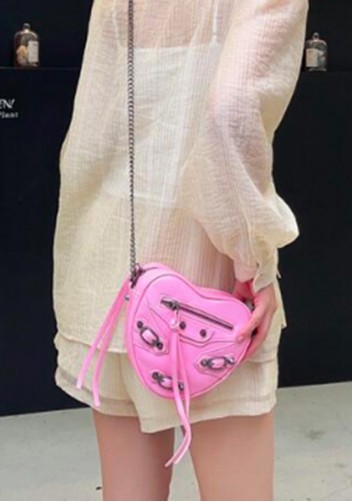 The Route 66 Vegan Leather Heart Shoulder Bag Pink