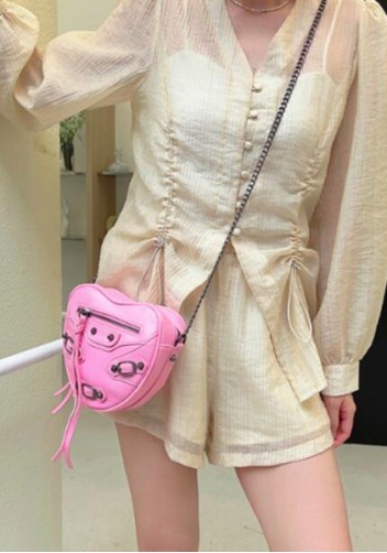 The Route 66 Vegan Leather Heart Shoulder Bag Pink