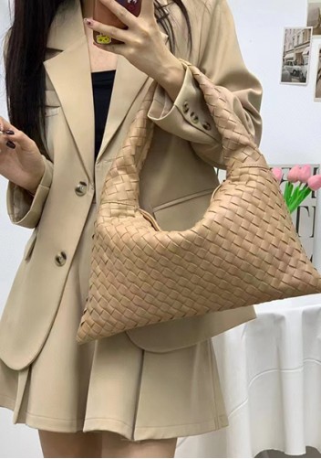 Dina Large Intrecciato Leather Tote Beige