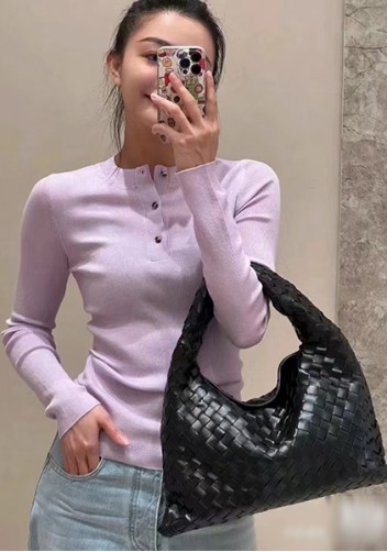 Dina Large Intrecciato Leather Tote Black