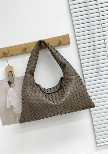 Dina Large Intrecciato Leather Tote Grey