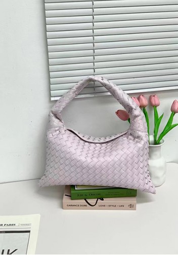 Dina Large Intrecciato Leather Tote Lilac