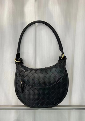 Gemini Woven Shoulder Small Bag Black