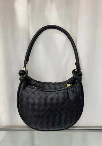 Gemini Woven Shoulder Small Bag Black