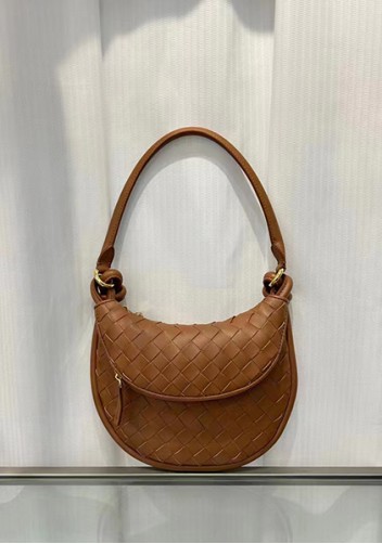 Gemini Woven Shoulder Small Bag Camel