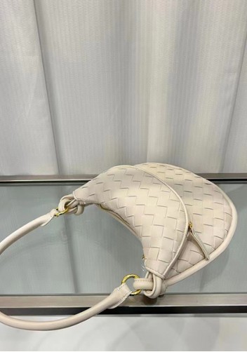 Gemini Woven Shoulder Small Bag Cream