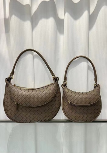 Gemini Woven Shoulder Small Bag Earthy Brown