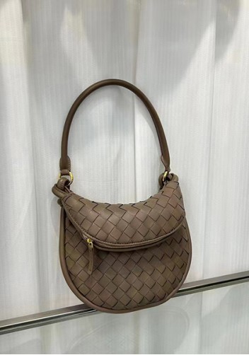 Gemini Woven Shoulder Small Bag Earthy Brown