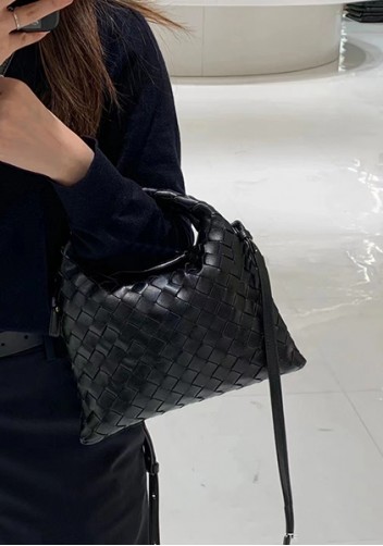 Dina Mini Intrecciato Leather Tote Black