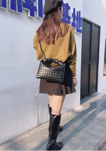Dina Mini Intrecciato Leather Tote Black