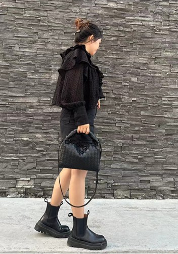 Dina Mini Intrecciato Leather Tote Black