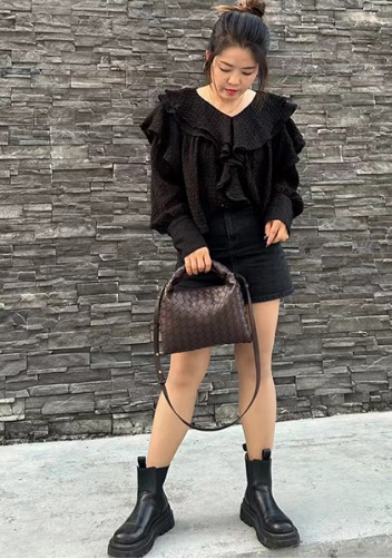Dina Mini Intrecciato Leather Tote Choco
