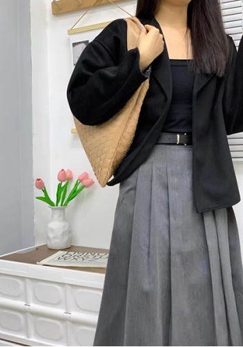 Dina Large Intrecciato Leather Zip Tote Beige