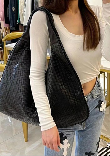 Dina Large Intrecciato Leather Zip Tote Black