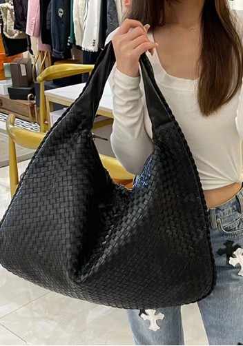 Dina Large Intrecciato Leather Zip Tote Black