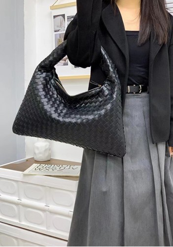 Dina Large Intrecciato Leather Zip Tote Black