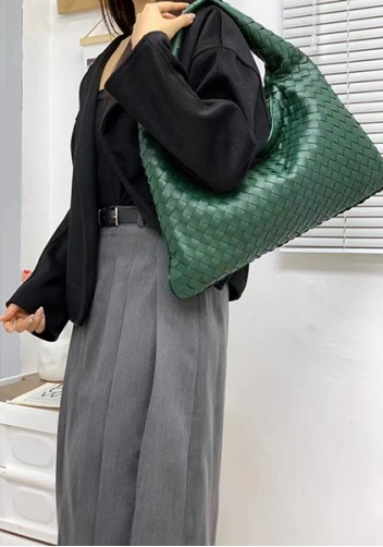 Dina Large Intrecciato Leather Zip Tote Green