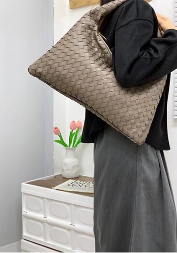 Dina Large Intrecciato Leather Zip Tote Grey