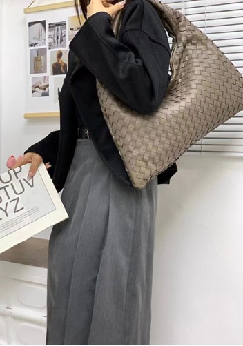 Dina Large Intrecciato Leather Zip Tote Grey