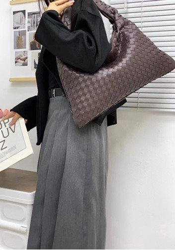 Dina Large Intrecciato Leather Zip Tote White