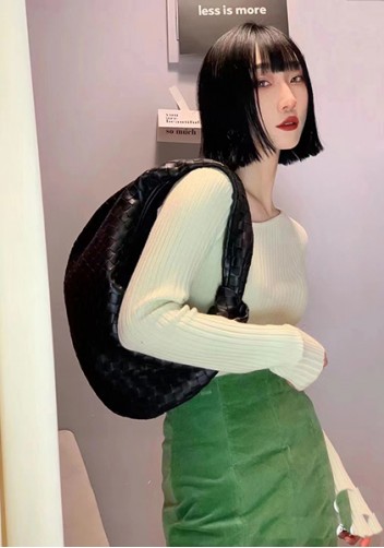Dina Large Knotted Intrecciato Leather Tote Black