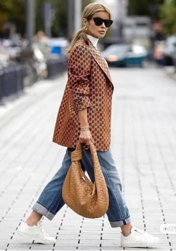 Dina Large Knotted Intrecciato Leather Tote Camel