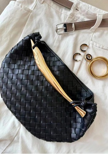 The Fish Handle Medium Vegan Leather Bag Black