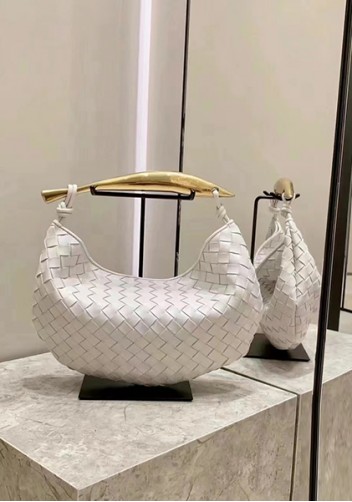 The Fish Handle Medium Vegan Leather Bag Cream