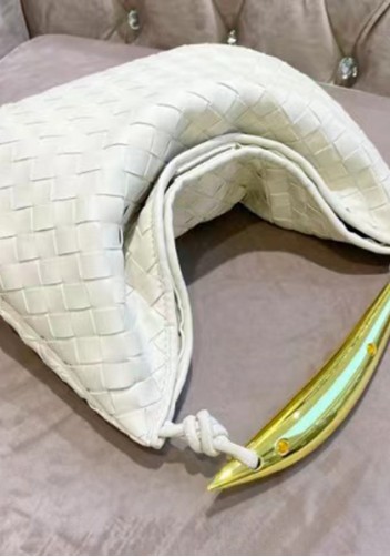 The Fish Handle Medium Vegan Leather Bag Cream