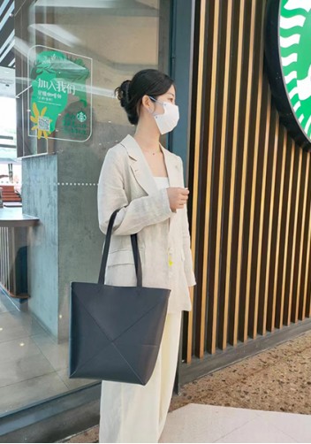 Adrienne Patchwork Leather Medium Tote Black