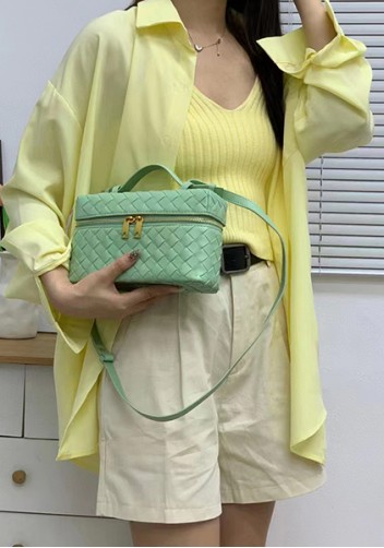 Mia Woven Leather Long Beauty Case Green