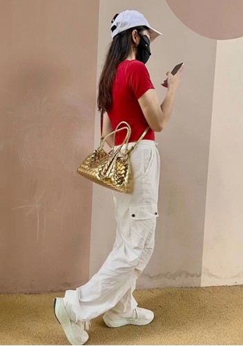Mia Chute Leather Small Shoulder Bag Gold