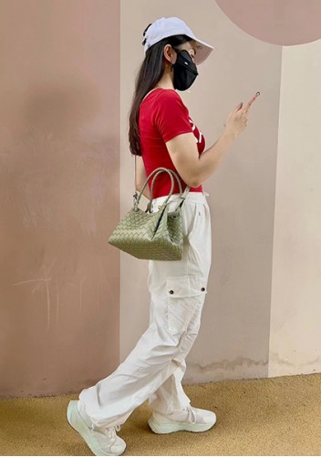 Mia Chute Leather Small Shoulder Bag Green