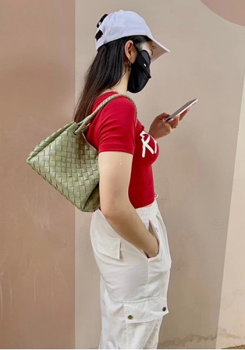 Mia Chute Leather Small Shoulder Bag Green