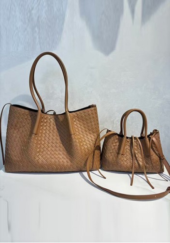Mia Gallery Woven Leather Shoulder Large Bag Camel