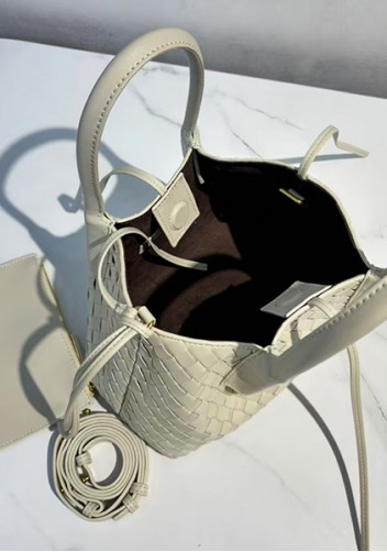 Mia Gallery Woven Leather Shoulder Small Bag Cream