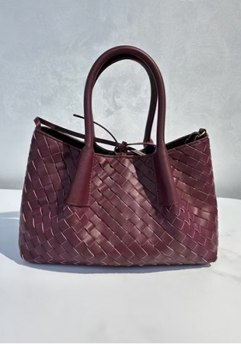 Mia Gallery Woven Leather Shoulder Small Bag Wine