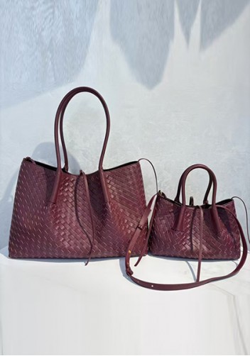 Mia Gallery Woven Leather Shoulder Small Bag Wine