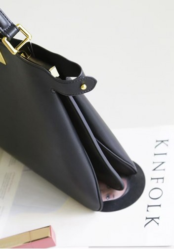 Carrie Smooth Leather Medium Bag Black