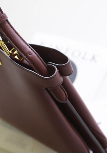Carrie Smooth Leather Medium Bag Burgundy