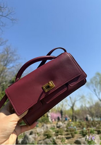 Monaco Glam Small Clutch On Strap Wine