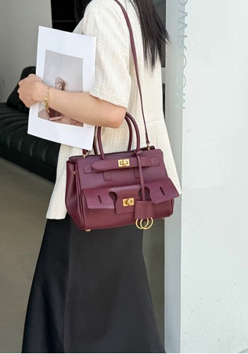 Monaco Glam Carry All Mini Leather Shoulder Bag Wine