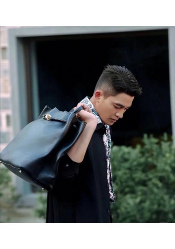 Allegria Large Smooth Leather Shoulder Bag Black