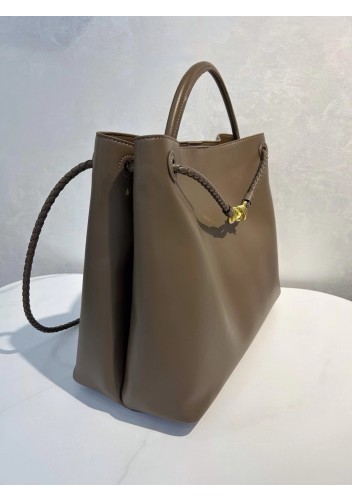 Allegria Large Smooth Leather Shoulder Bag Brown