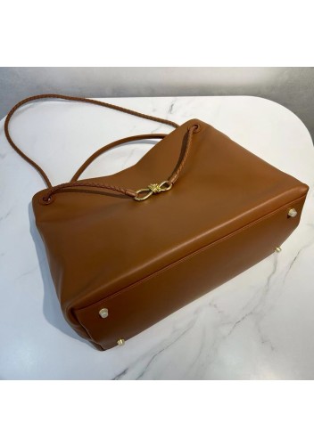 Allegria Large Smooth Leather Shoulder Bag Camel