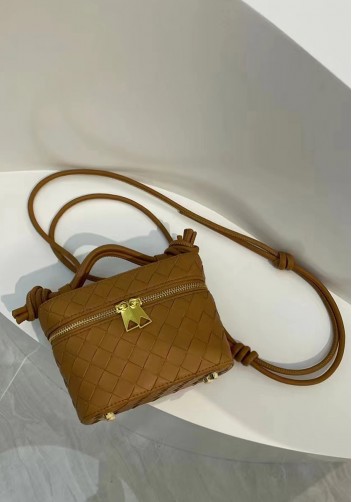 Mia Woven Leather Beauty Case Camel
