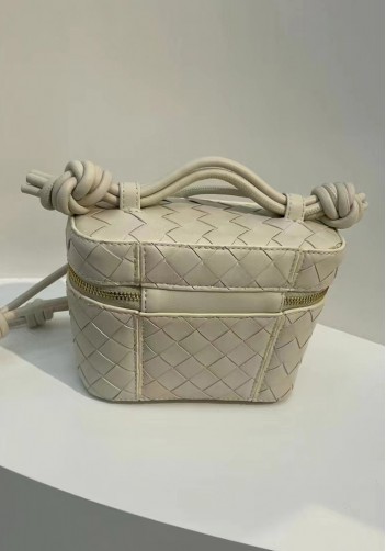 Mia Woven Leather Beauty Case Cream